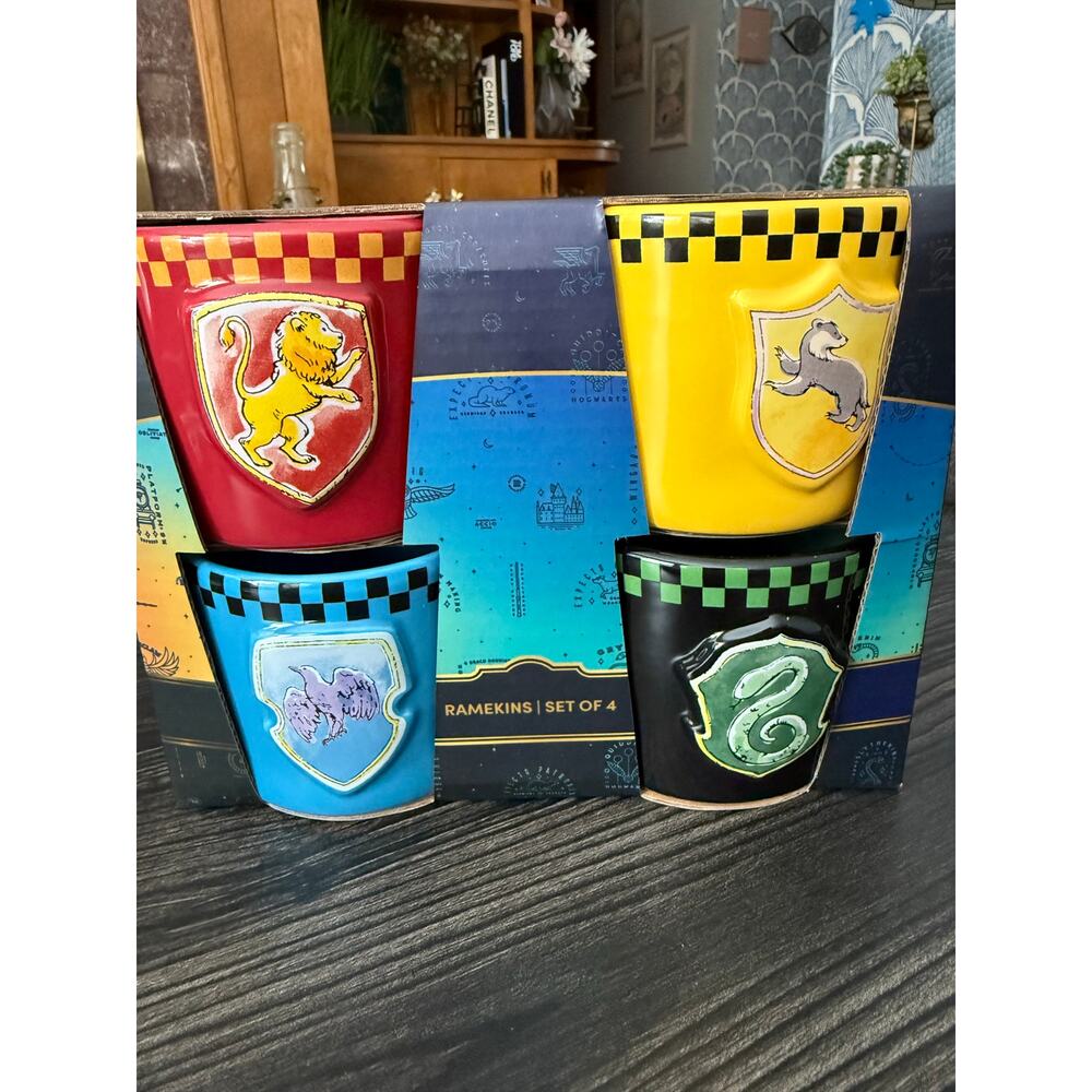 NWT HOGWARTS x RAE DUNN Artisan Collection by Magenta Ramekins Set of 4 Houses